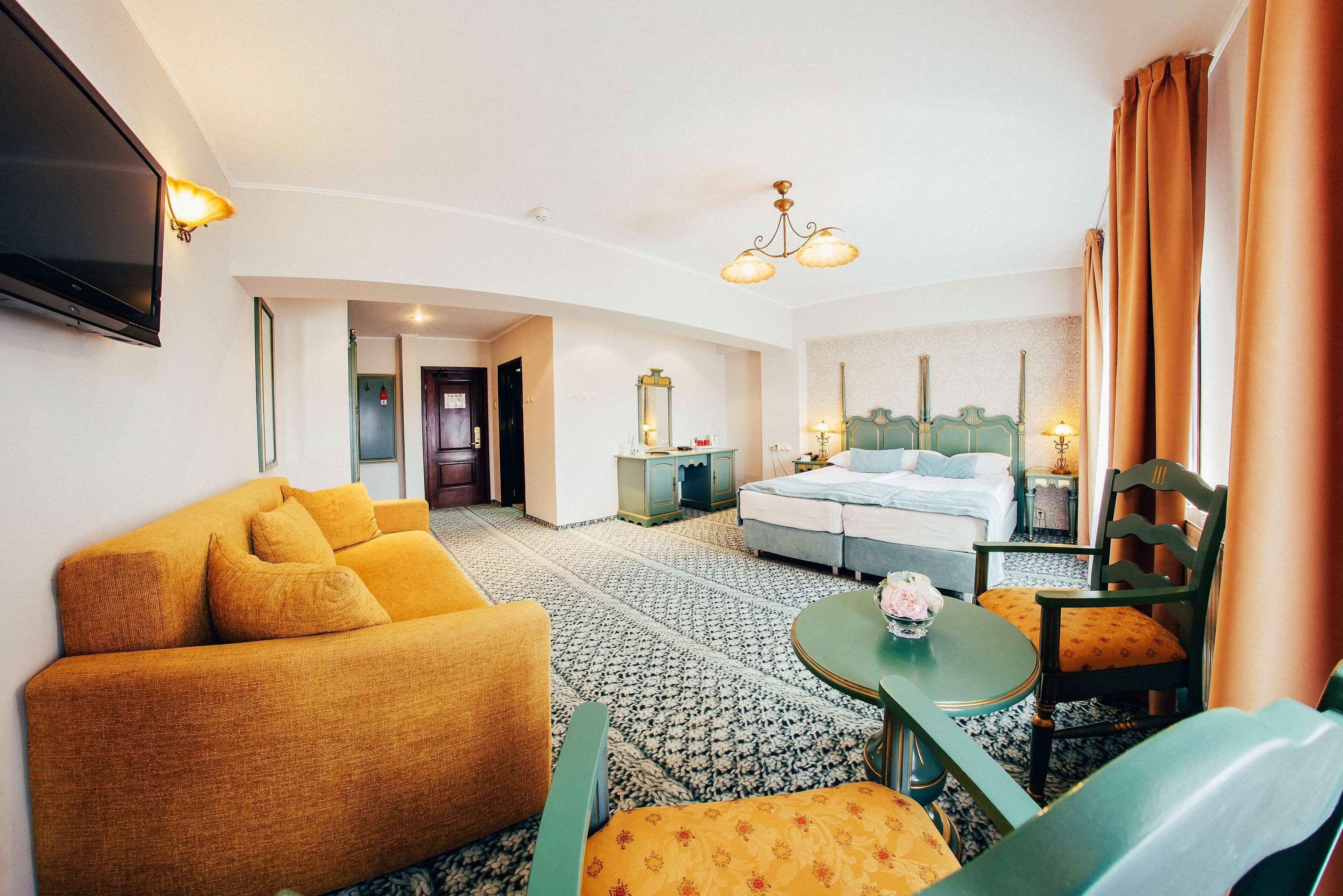 Best Western Bucovina Club De Munte Гура Хуморулуй Екстериор снимка