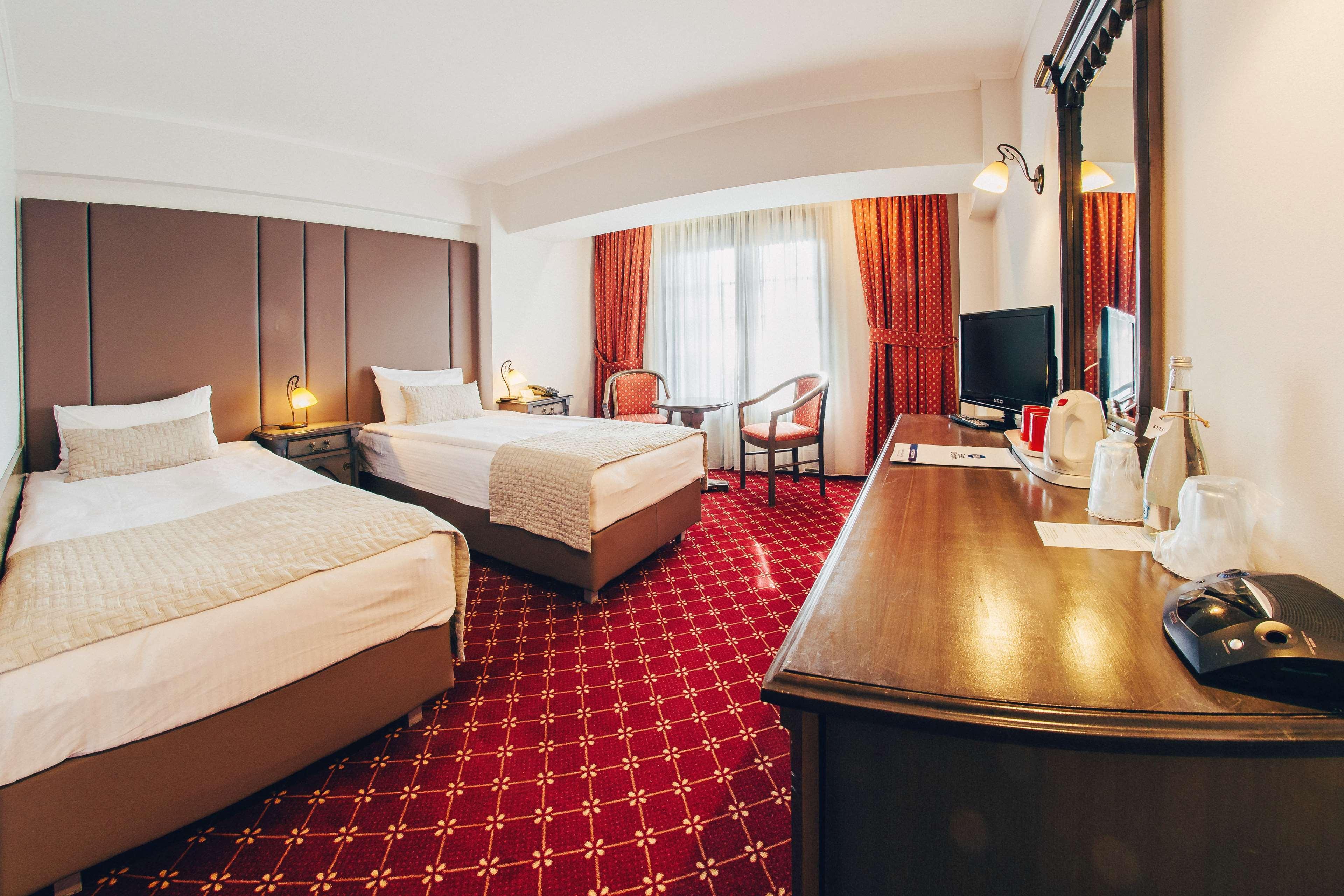 Best Western Bucovina Club De Munte Гура Хуморулуй Екстериор снимка