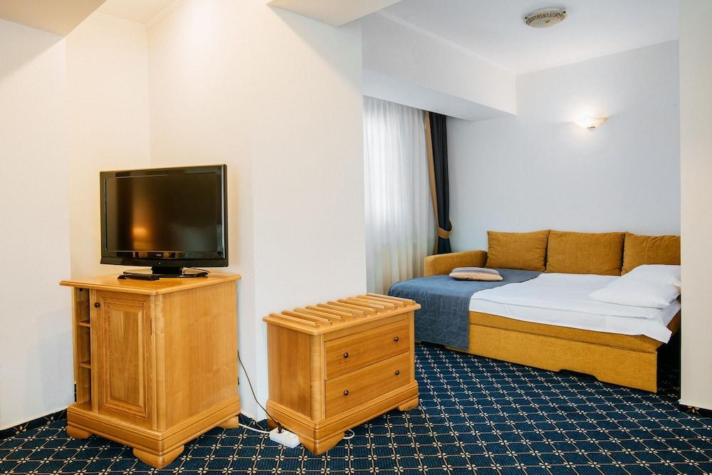 Best Western Bucovina Club De Munte Гура Хуморулуй Екстериор снимка