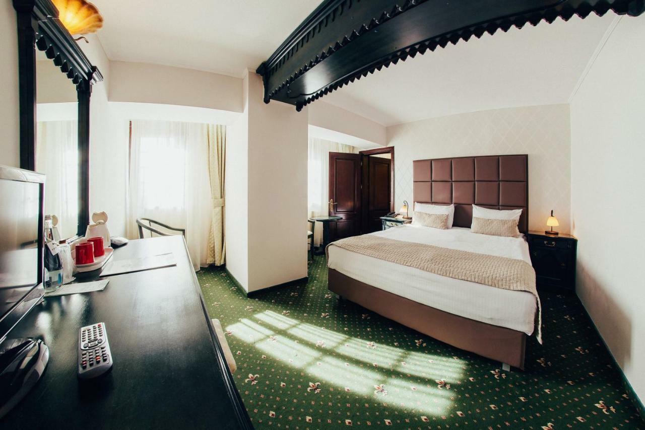 Best Western Bucovina Club De Munte Гура Хуморулуй Екстериор снимка